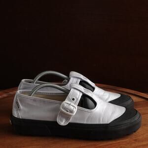 Vans Shoes Womens SZ 7.5 Silver BLK Style 93 Mary Jane Canvas Buckle Preppy Twee